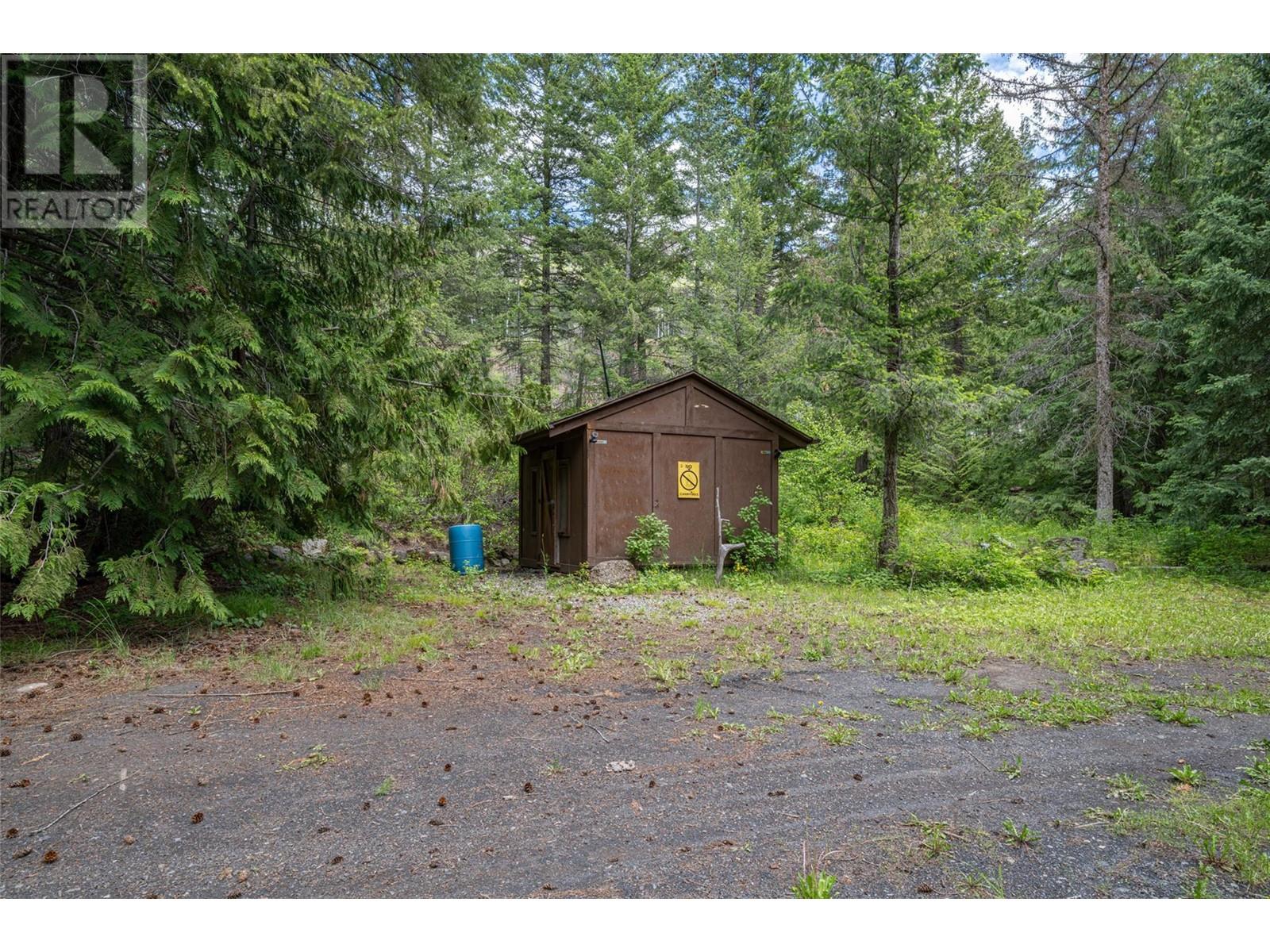 1075 Six Mile Creek Road, Vernon