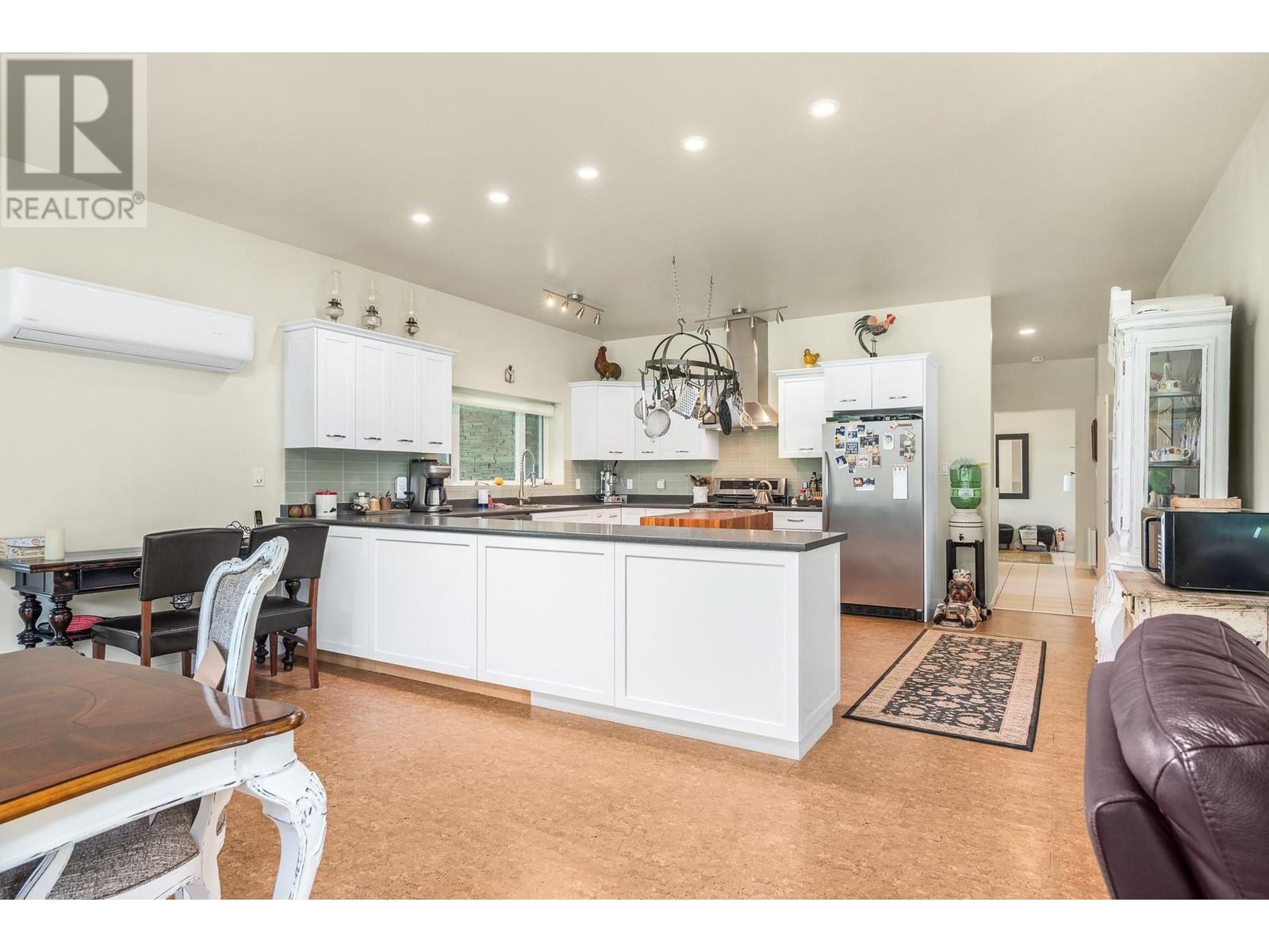 4 Hollingsworth Road, Cherryville