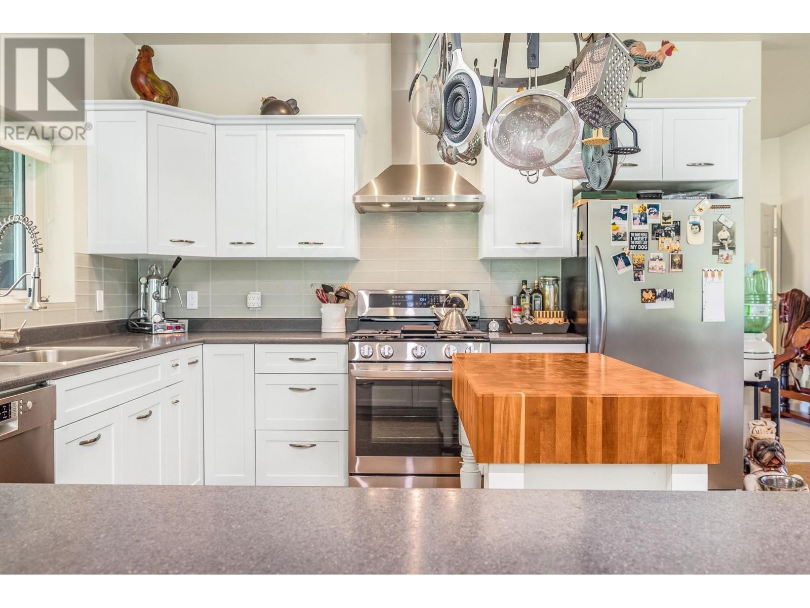 4 Hollingsworth Road, Cherryville