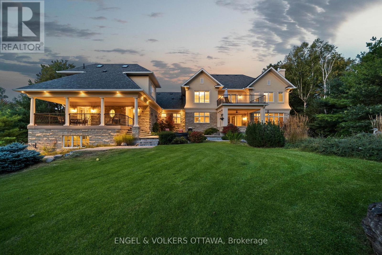 1408 BLACKHORSE COURT - 3