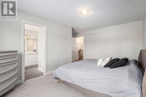 Photo 8 of 401 Voyageur Place, Russell ON