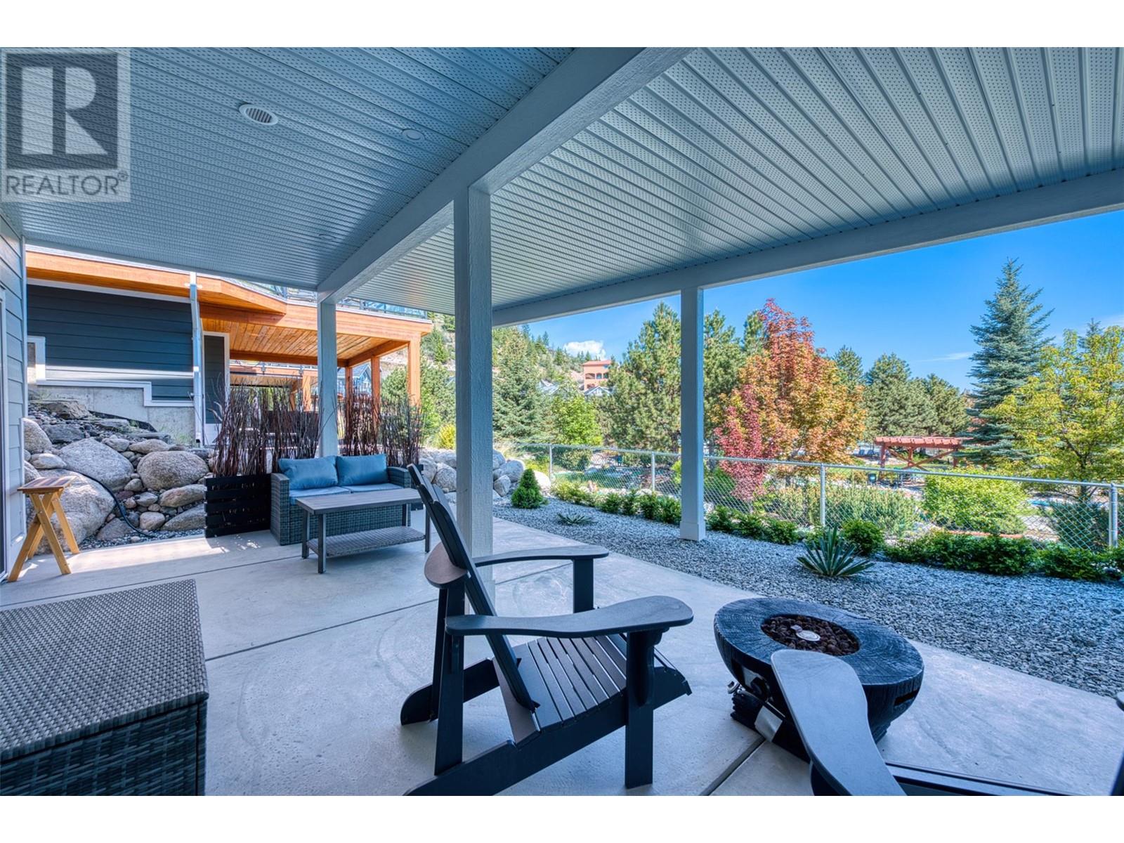348 6833 Madrid Way, Kelowna