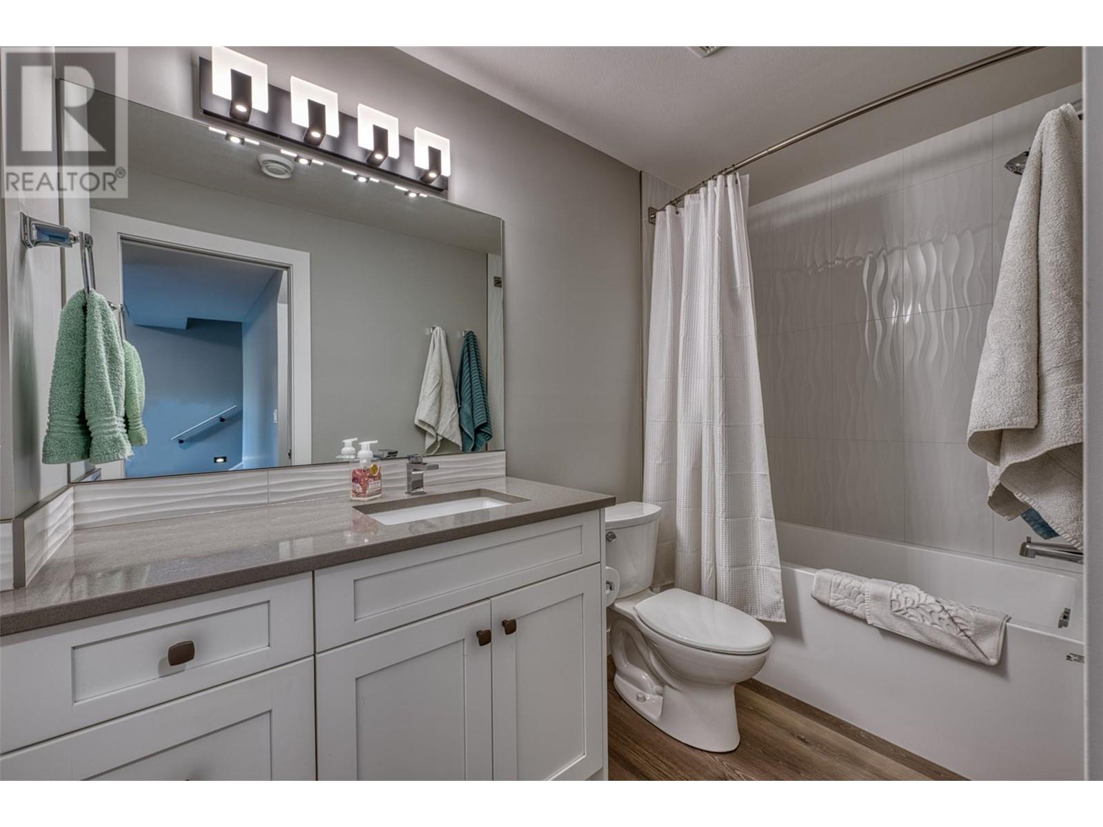 348 6833 Madrid Way, Kelowna