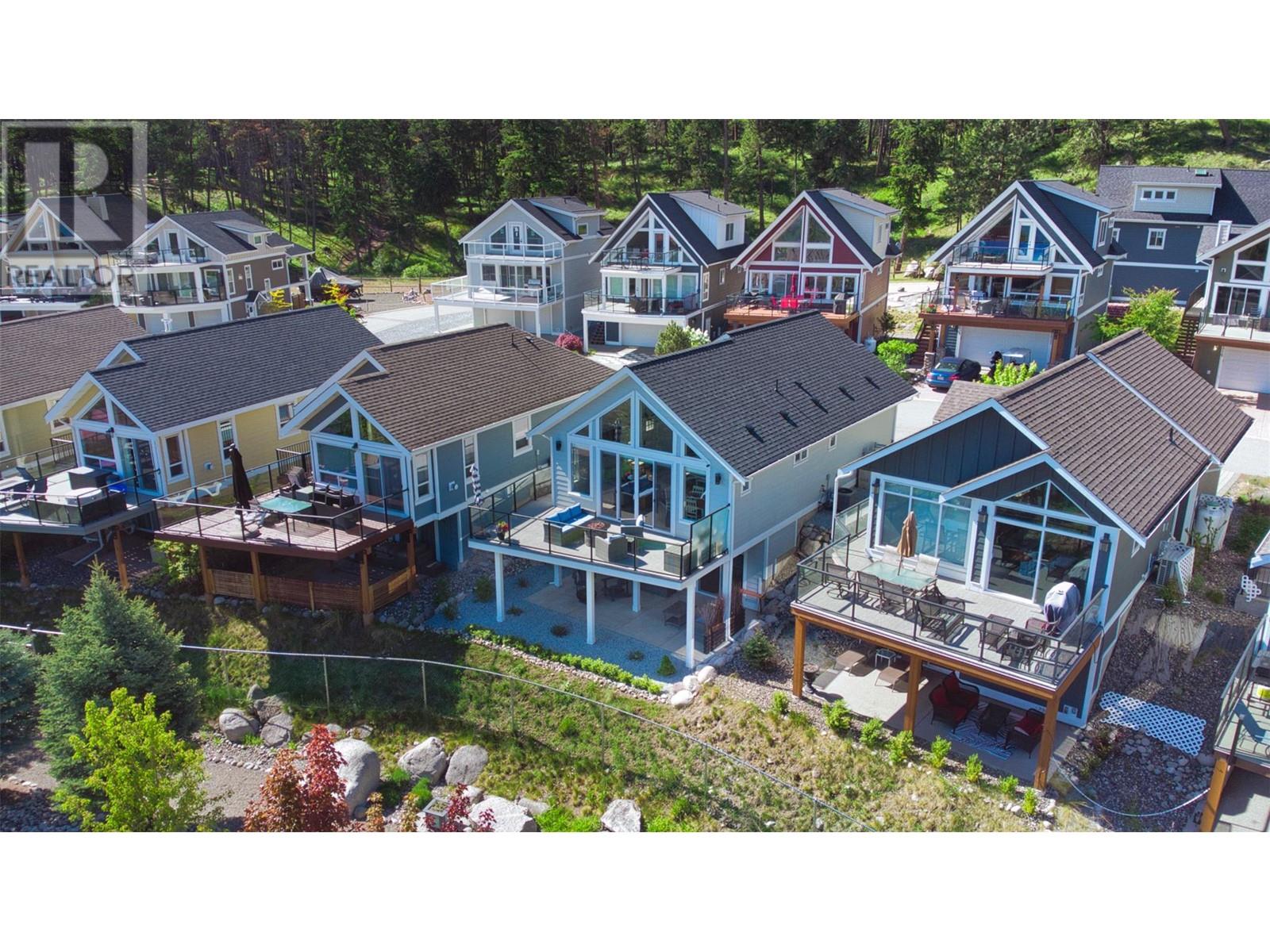 348 6833 Madrid Way, Kelowna