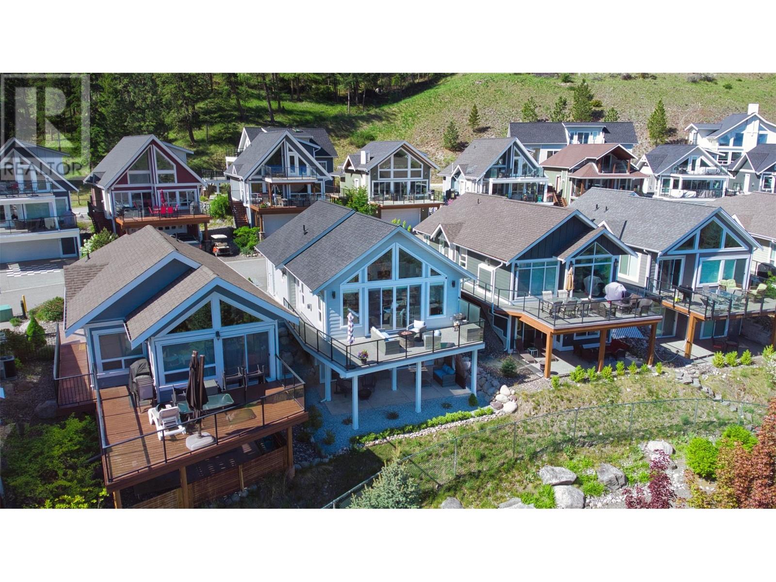 348 6833 Madrid Way, Kelowna
