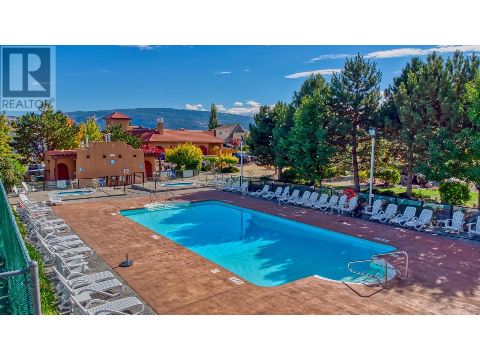 348 6833 Madrid Way, Kelowna