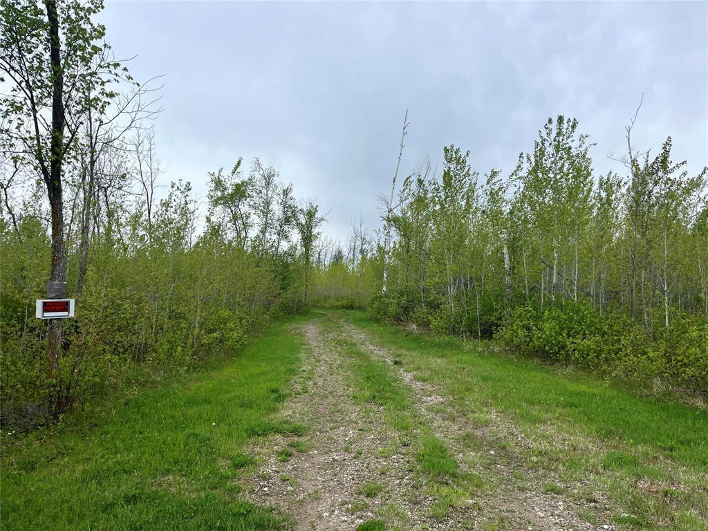 Photo 5 of 64126 8 N Road, Piney Rm MB
