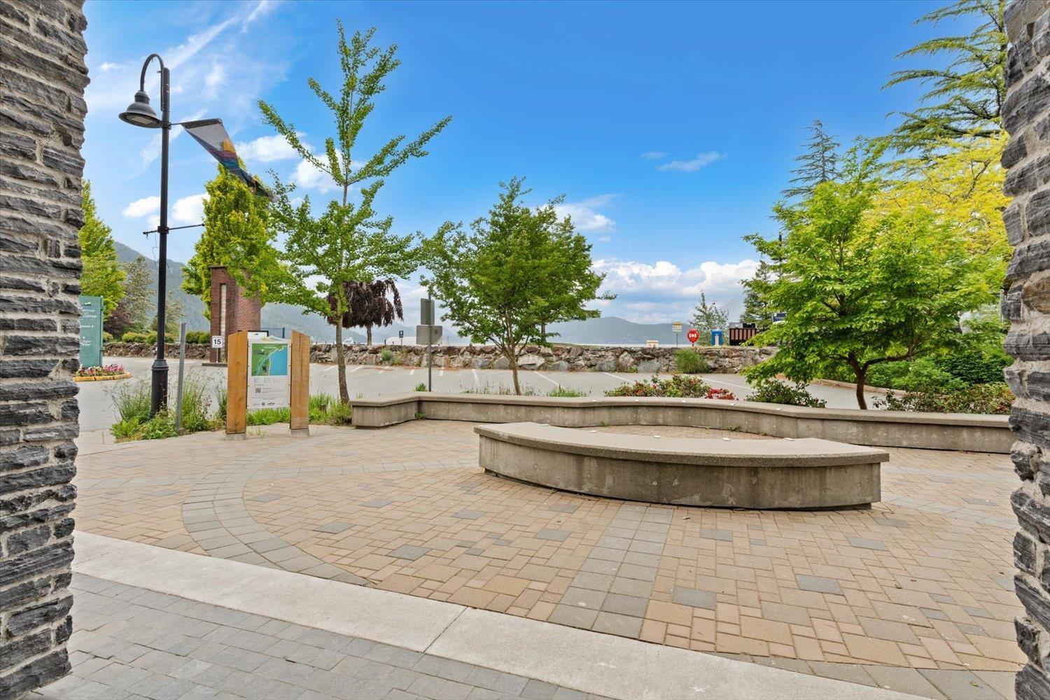502 120 ESPLANADE AVENUE, Harrison Hot Springs, Harrison Hot Springs