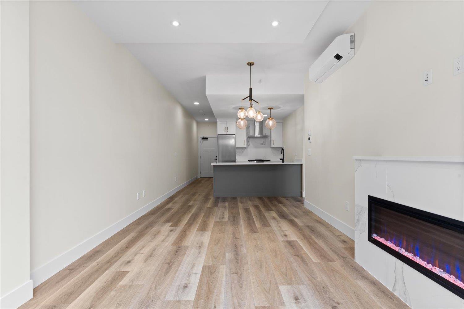 502 120 ESPLANADE AVENUE, Harrison Hot Springs, Harrison Hot Springs