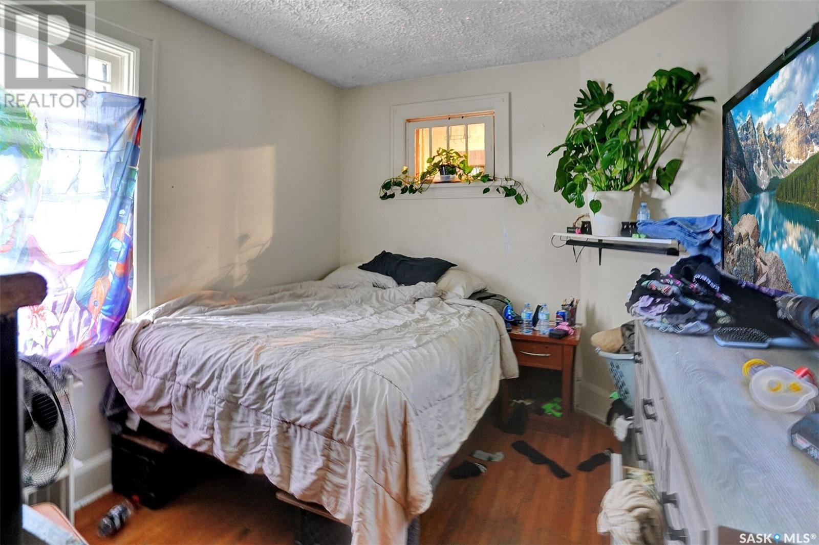 Photo 14 of 1238 Elphinstone Street, Regina SK