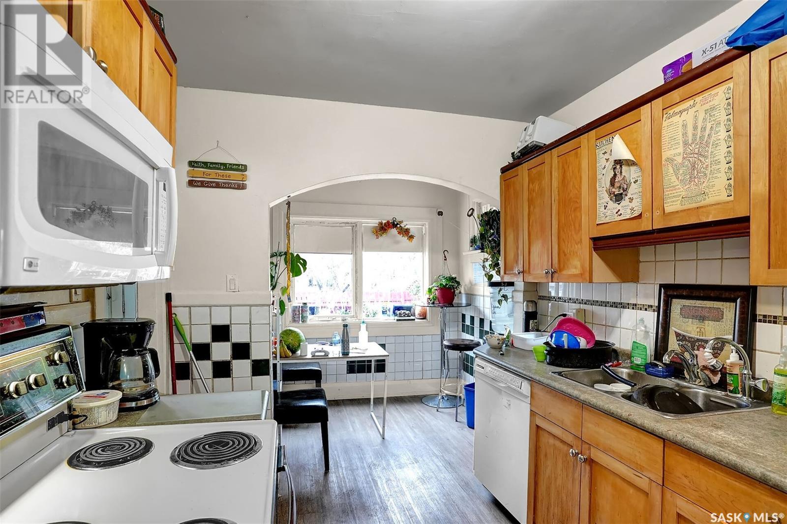 Photo 22 of 1238 Elphinstone Street, Regina SK