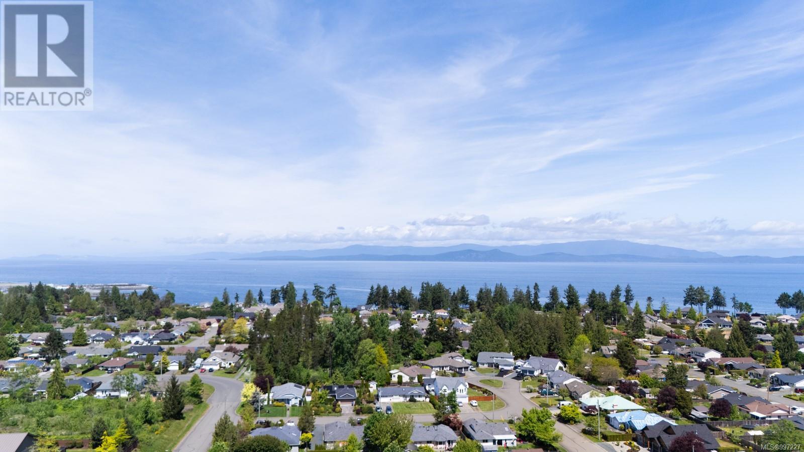 #207 2815 DEPARTURE BAY RD - Image 13