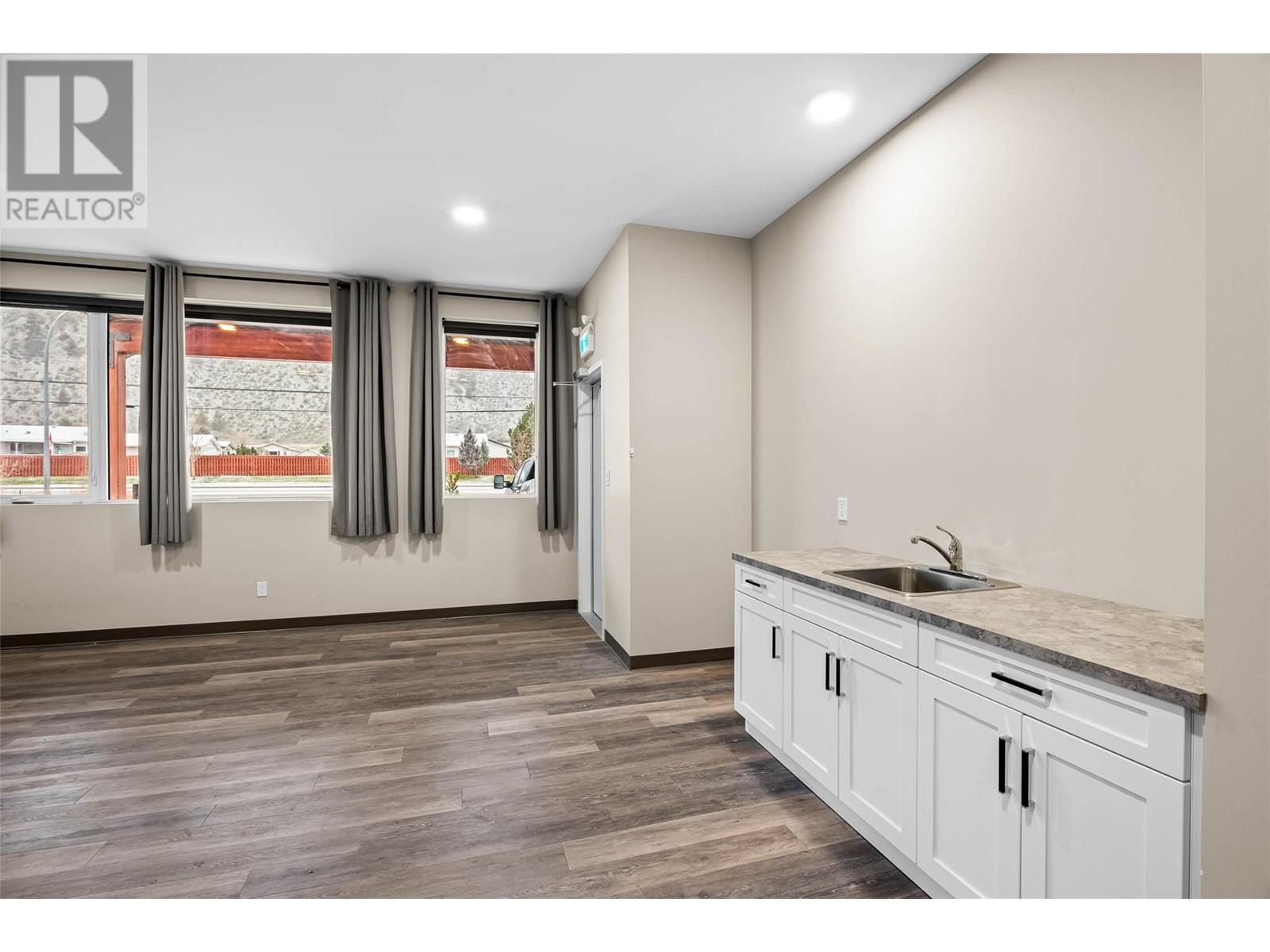 Photo 17 of 7450 Dallas Drive, Kamloops BC