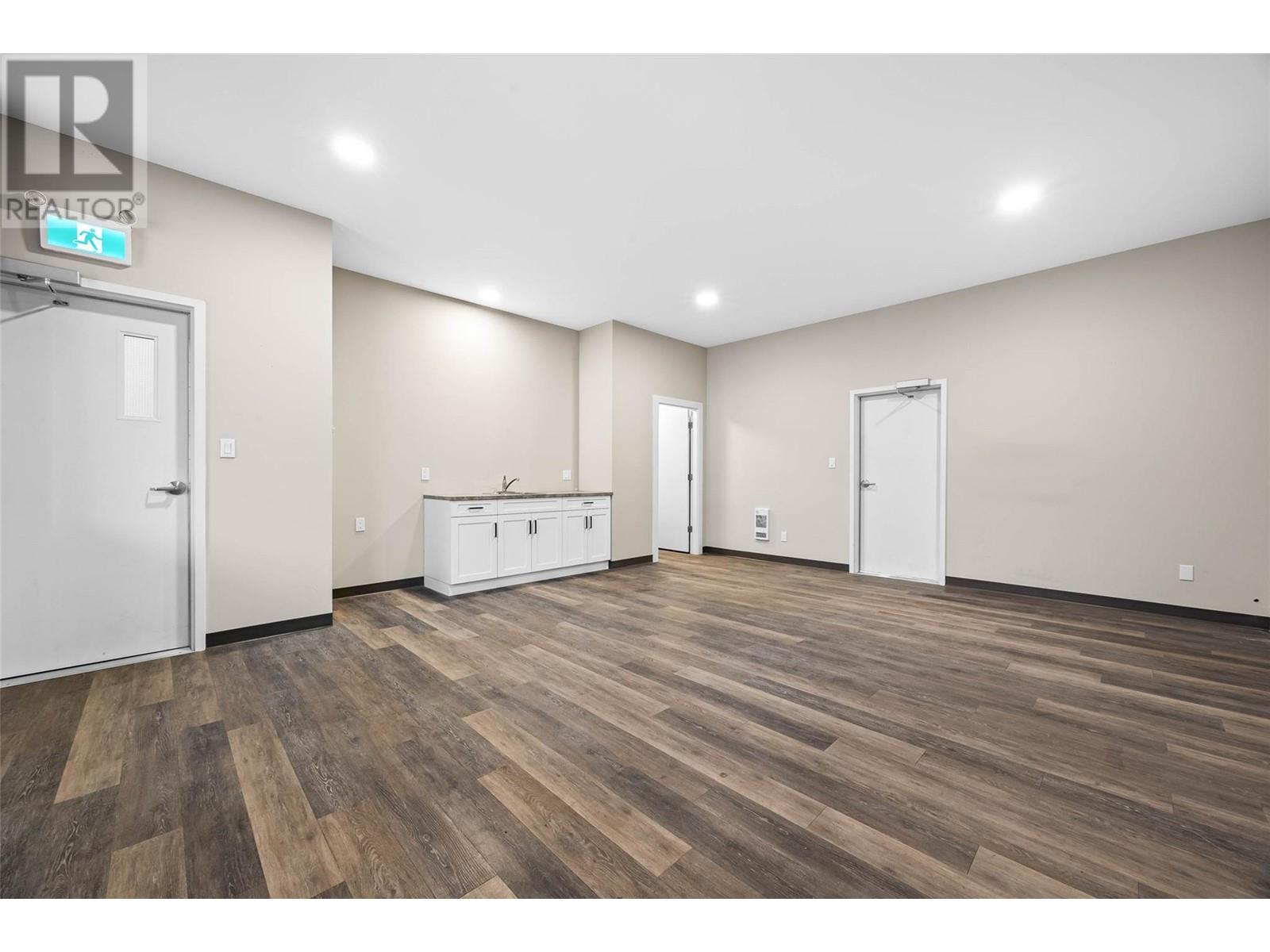 Photo 15 of 7450 Dallas Drive, Kamloops BC