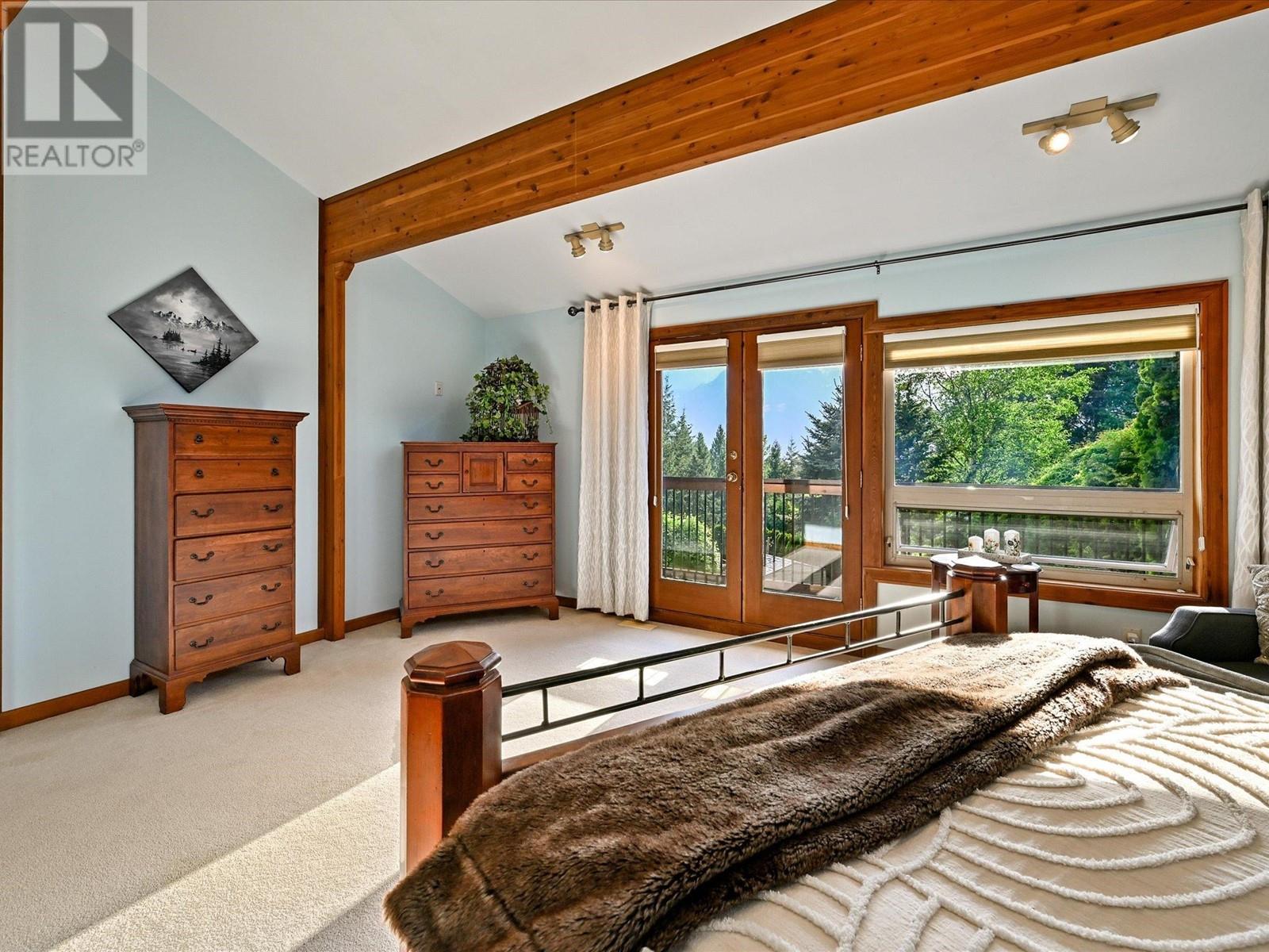 1074 GLACIER VIEW DRIVE, Squamish real estate listing R3005192