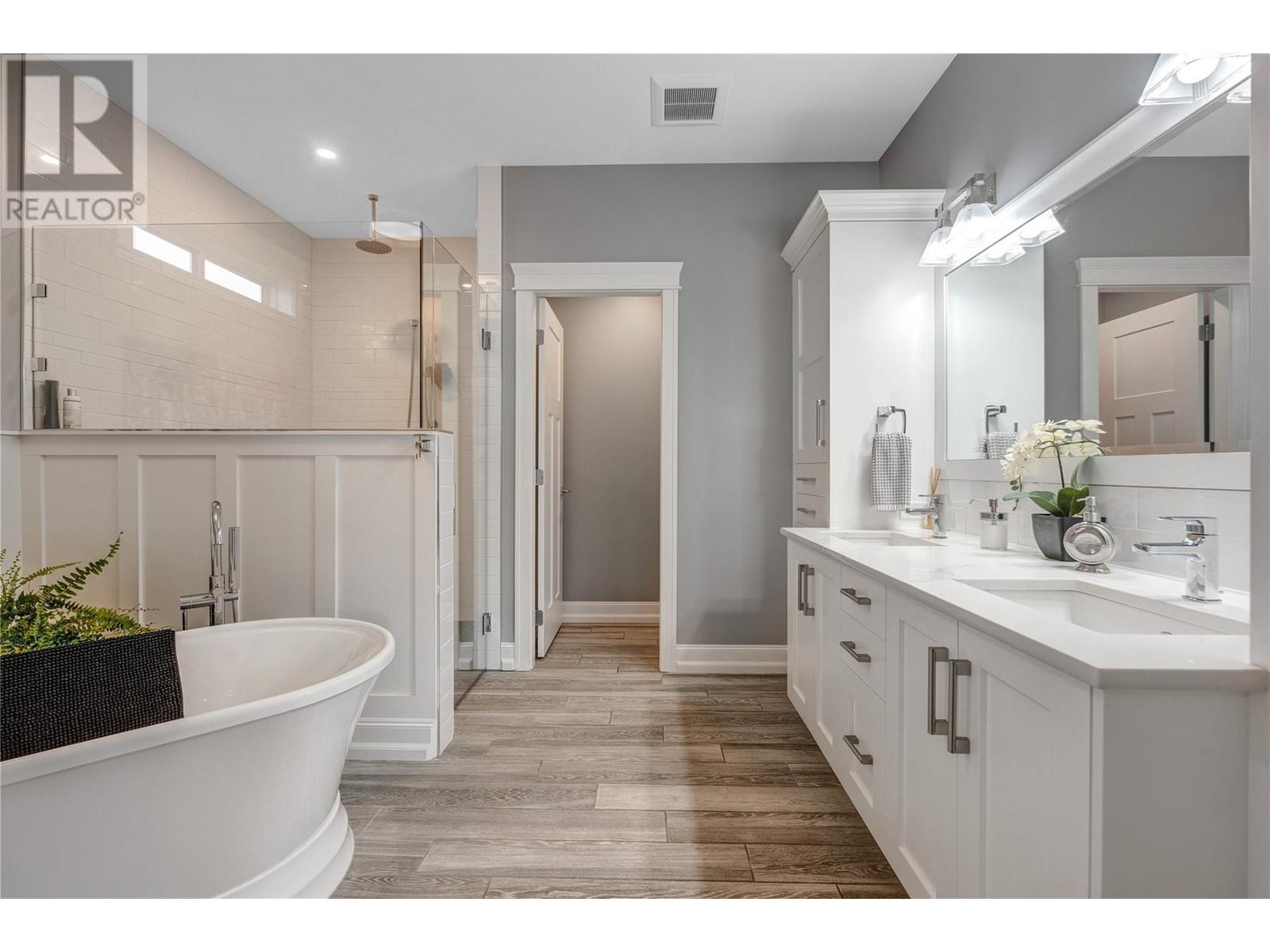 1715 Britton Road, Summerland