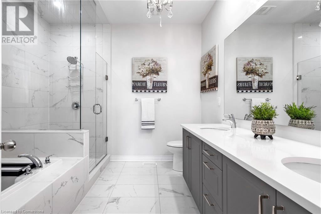 Photo 5 of 258 Shoreview Drive, Welland ON