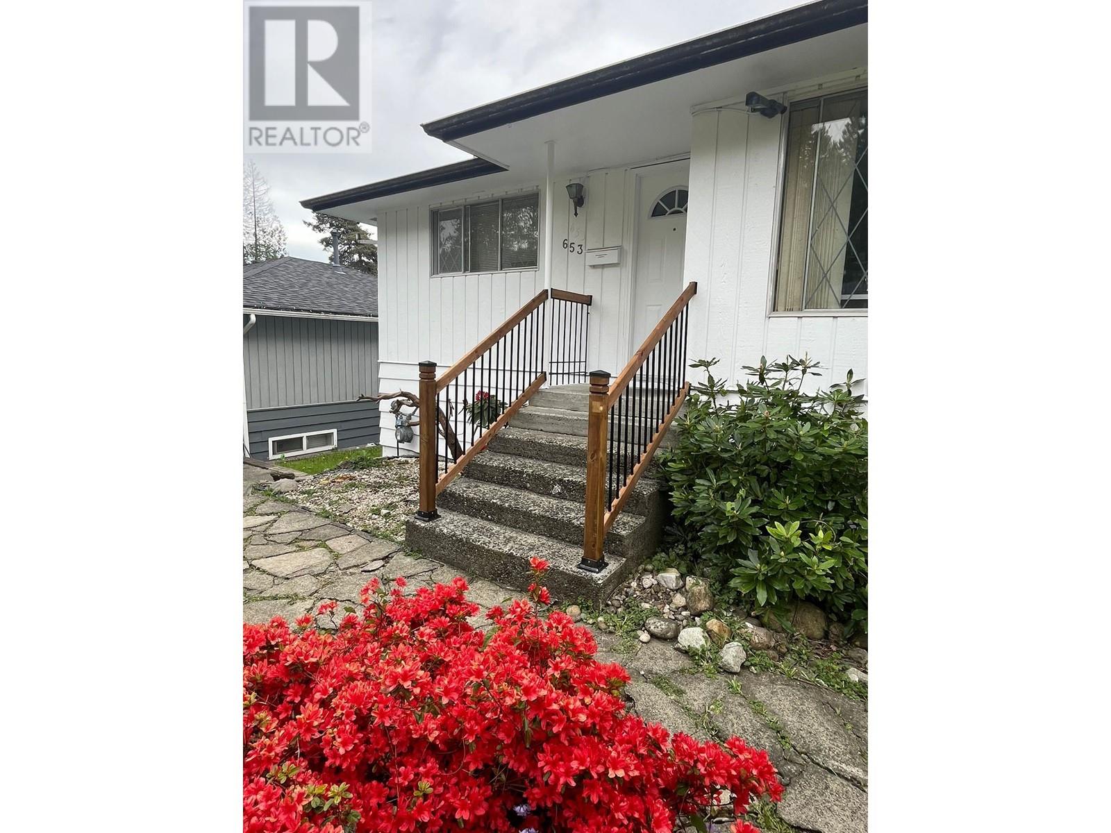 653 E 22ND STREET, North Vancouver