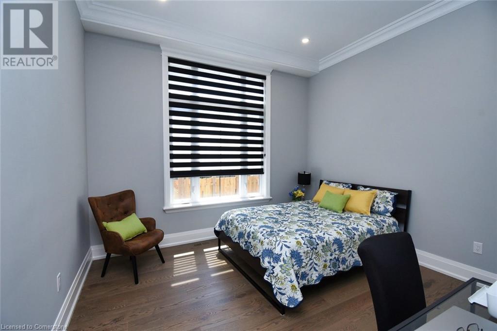 Photo 22 of 68 Mountain Brow Boulevard, Hamilton ON