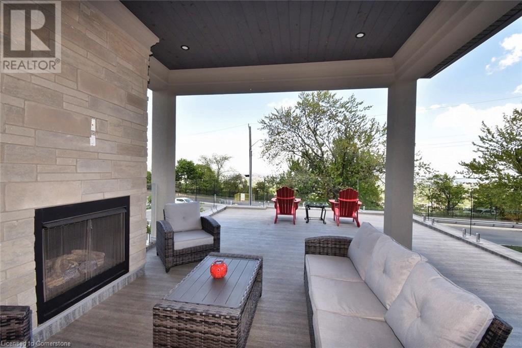 Photo 34 of 68 Mountain Brow Boulevard, Hamilton ON