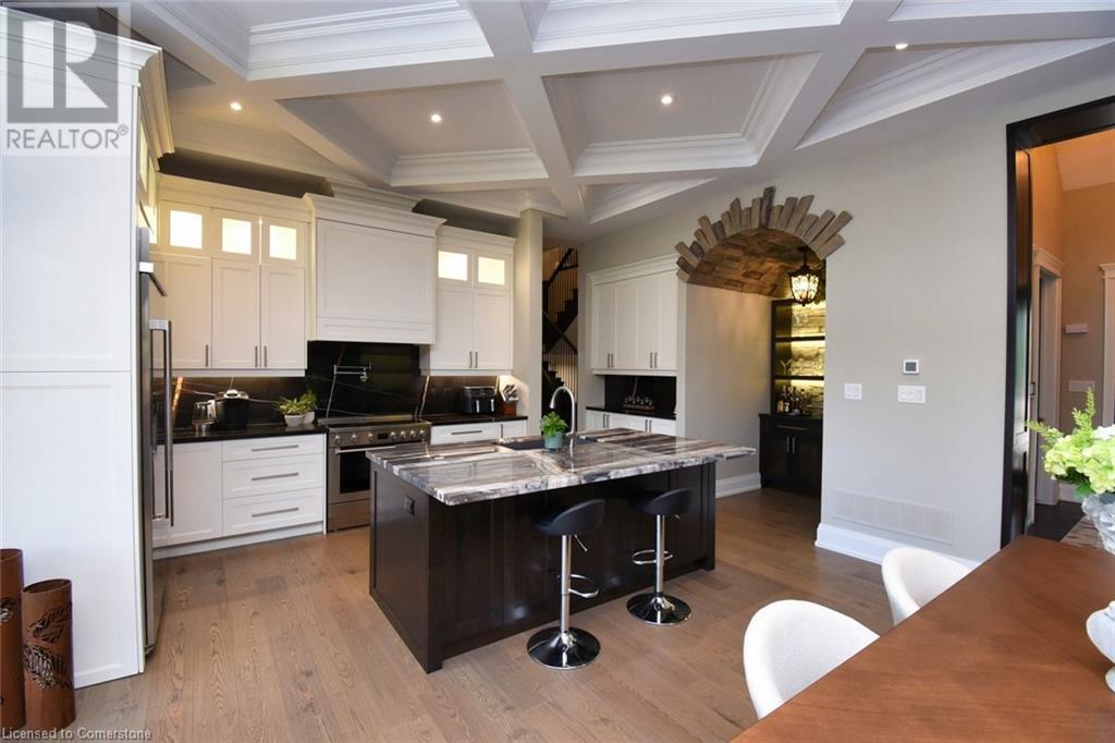Photo 9 of 68 Mountain Brow Boulevard, Hamilton ON