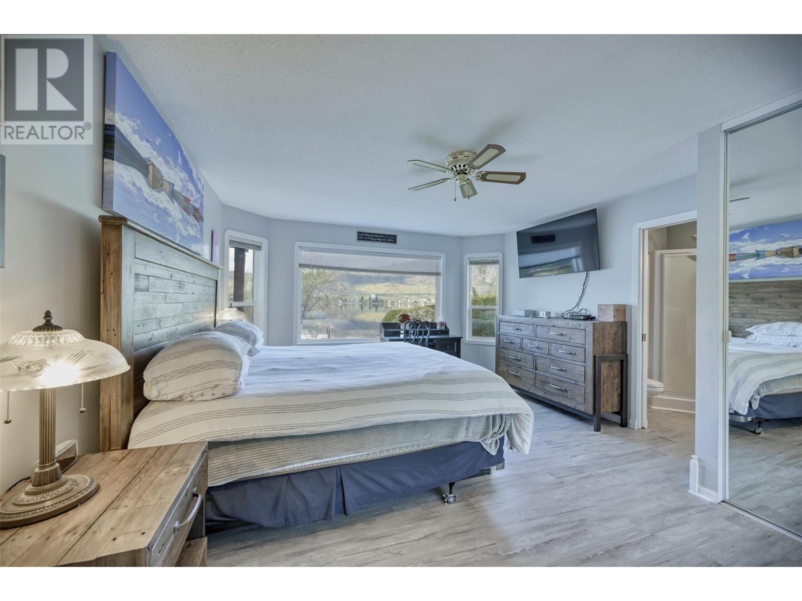 45 HARBOUR KEY Drive, Osoyoos