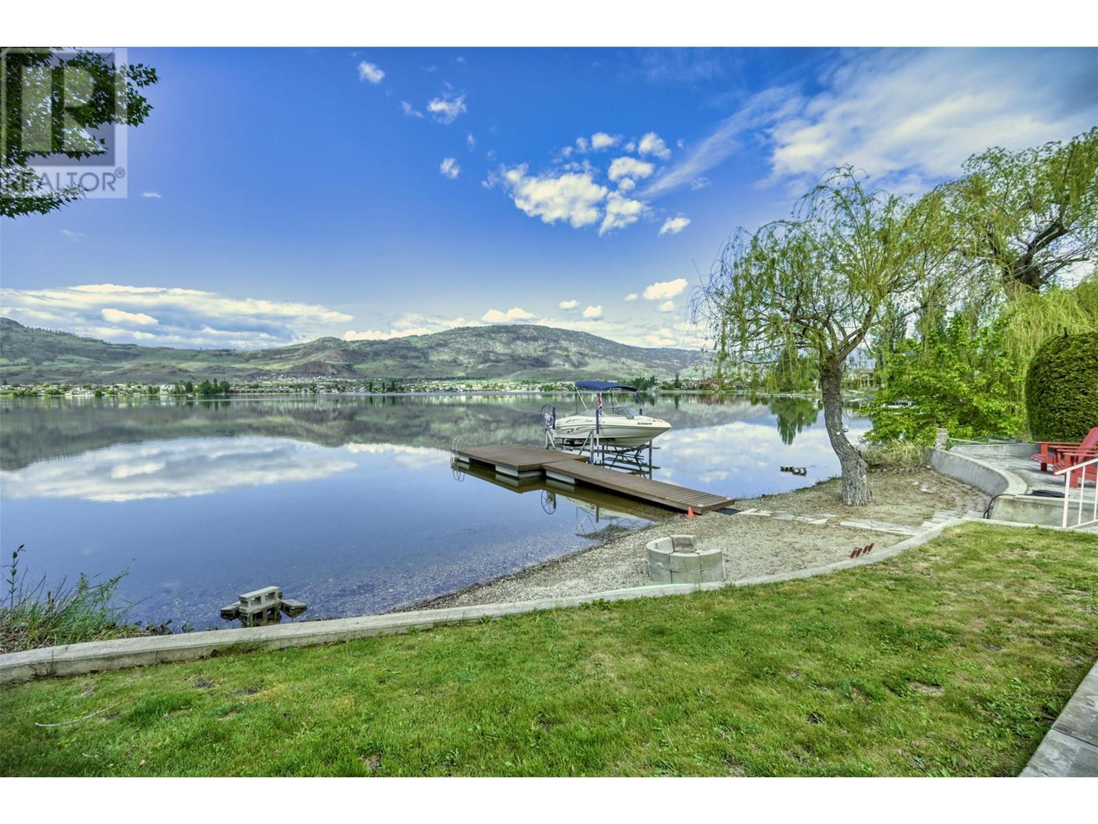 45 HARBOUR KEY Drive, Osoyoos