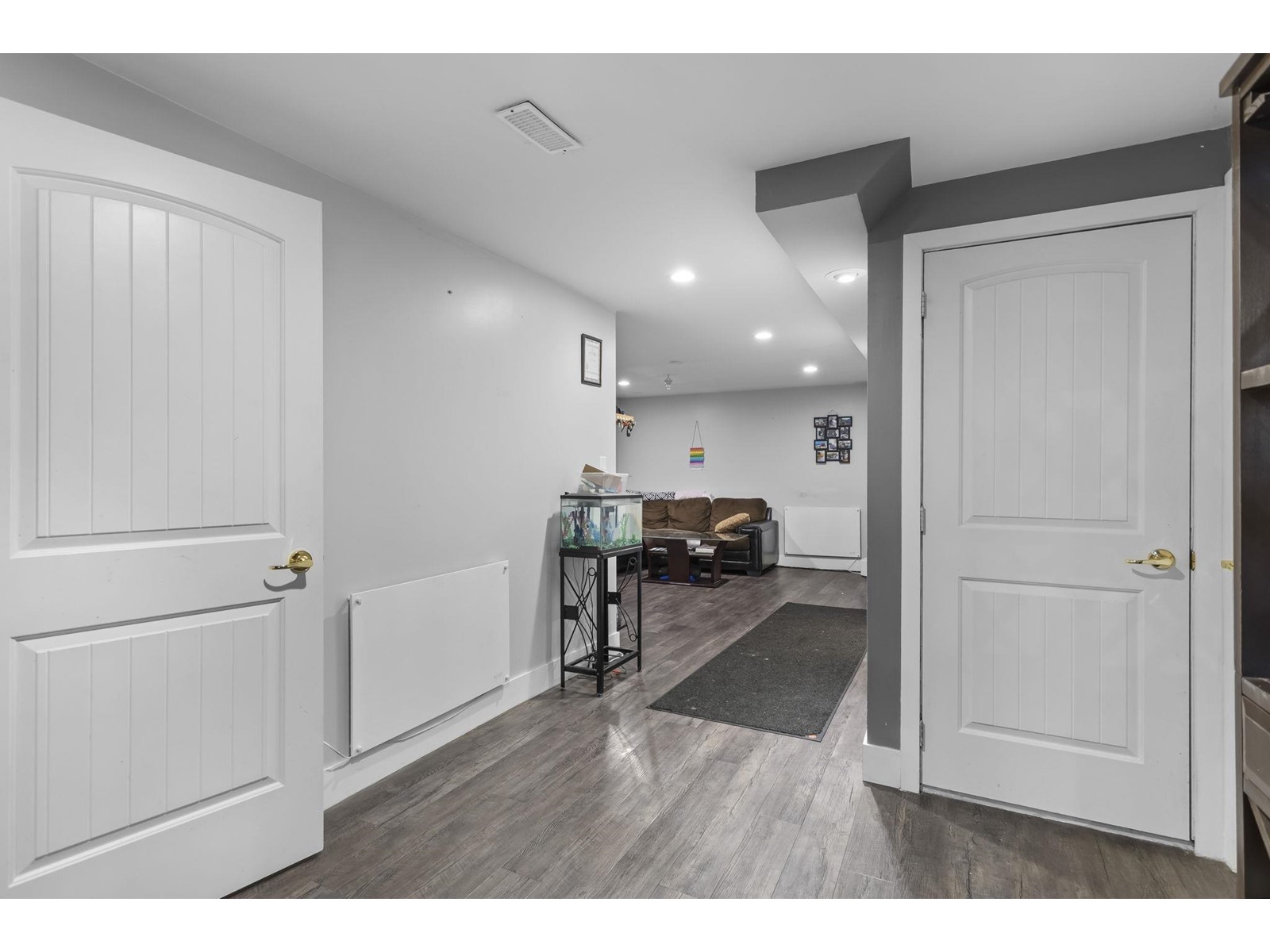 Photo 5 of 2530 Magnolia Crescent, Abbotsford BC