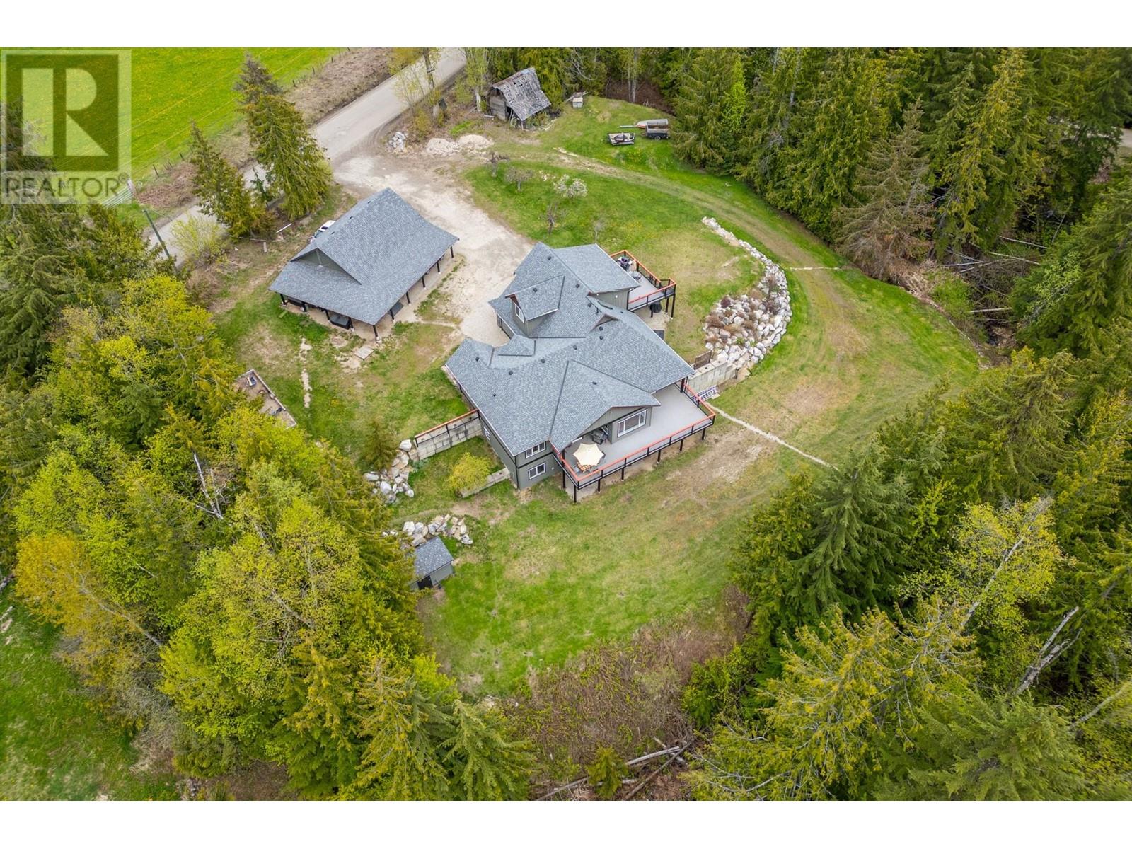 Photo 31 of 787 Crescent Bay Road Lot 133, Nakusp BC