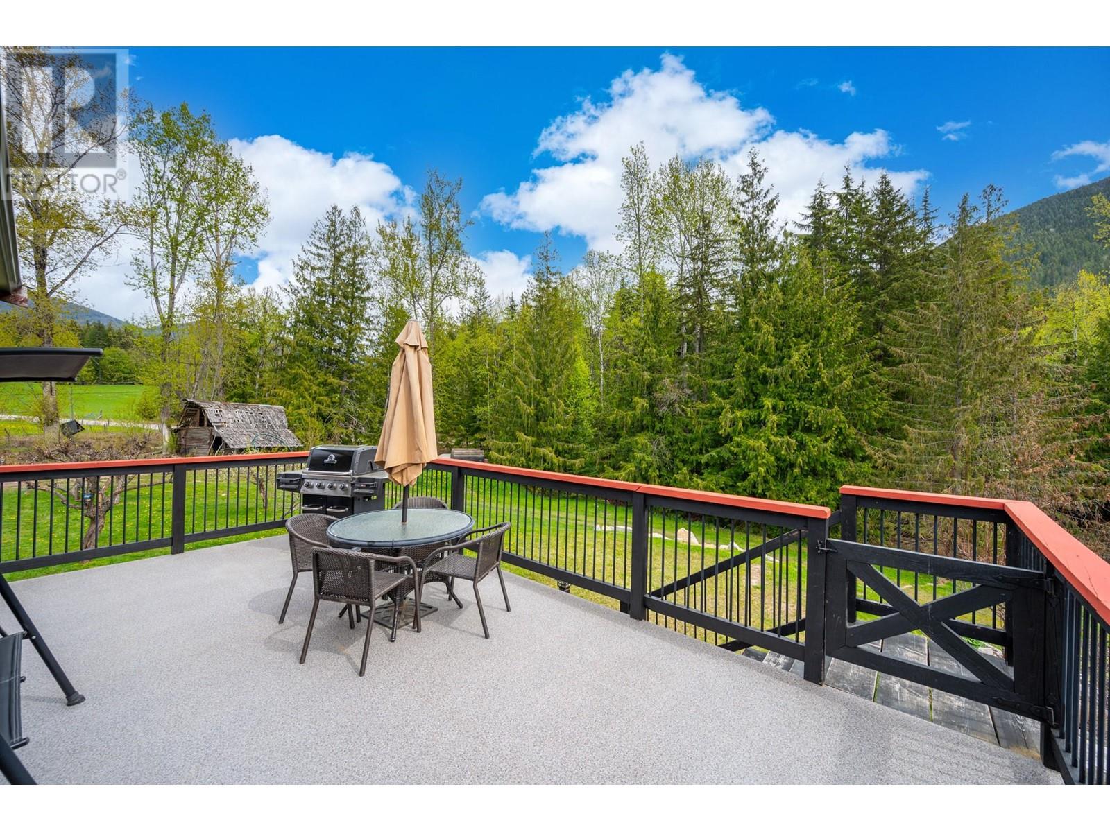 Photo 79 of 787 Crescent Bay Road Lot 133, Nakusp BC