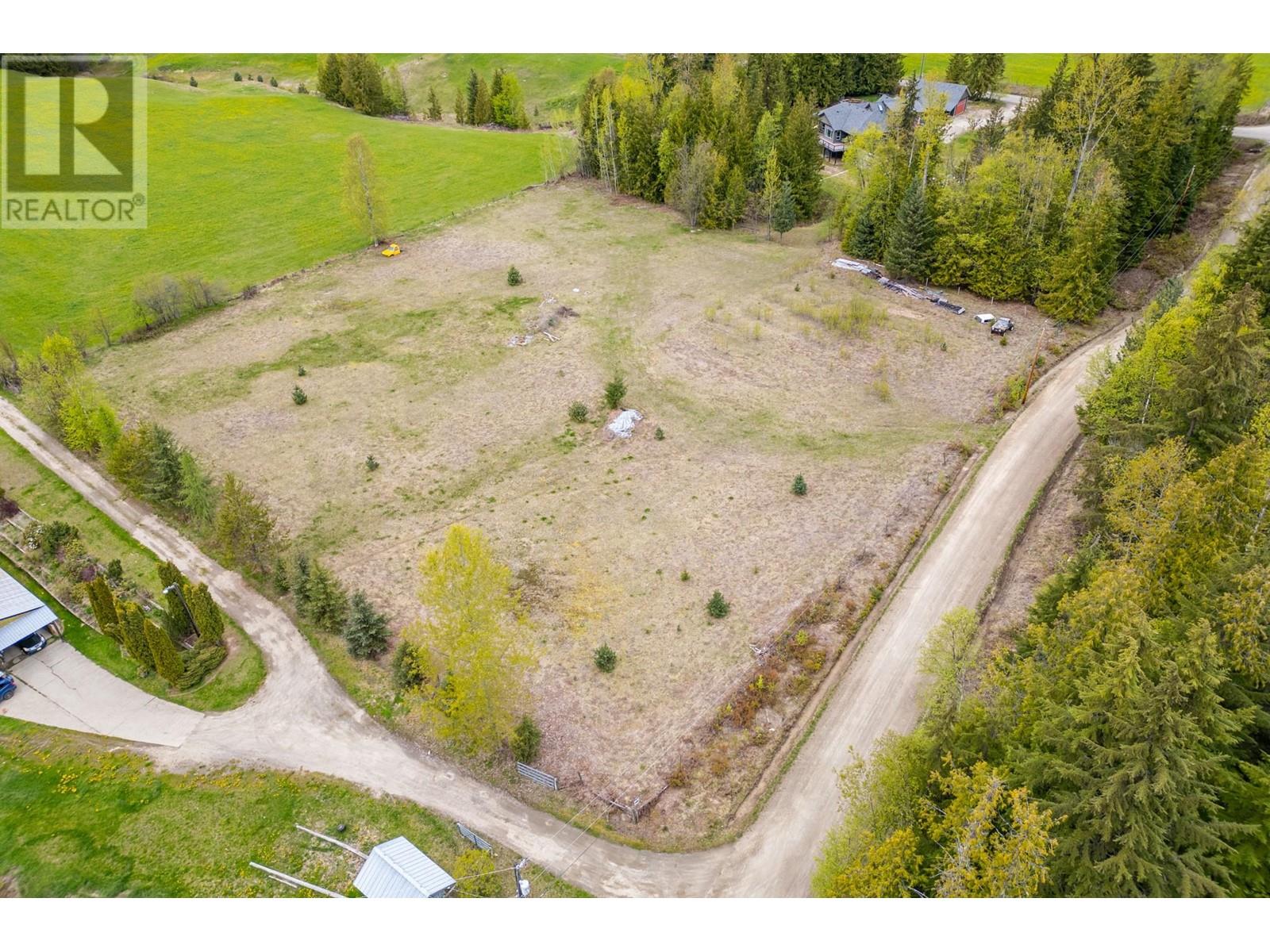 Photo 33 of 787 Crescent Bay Road Lot 133, Nakusp BC