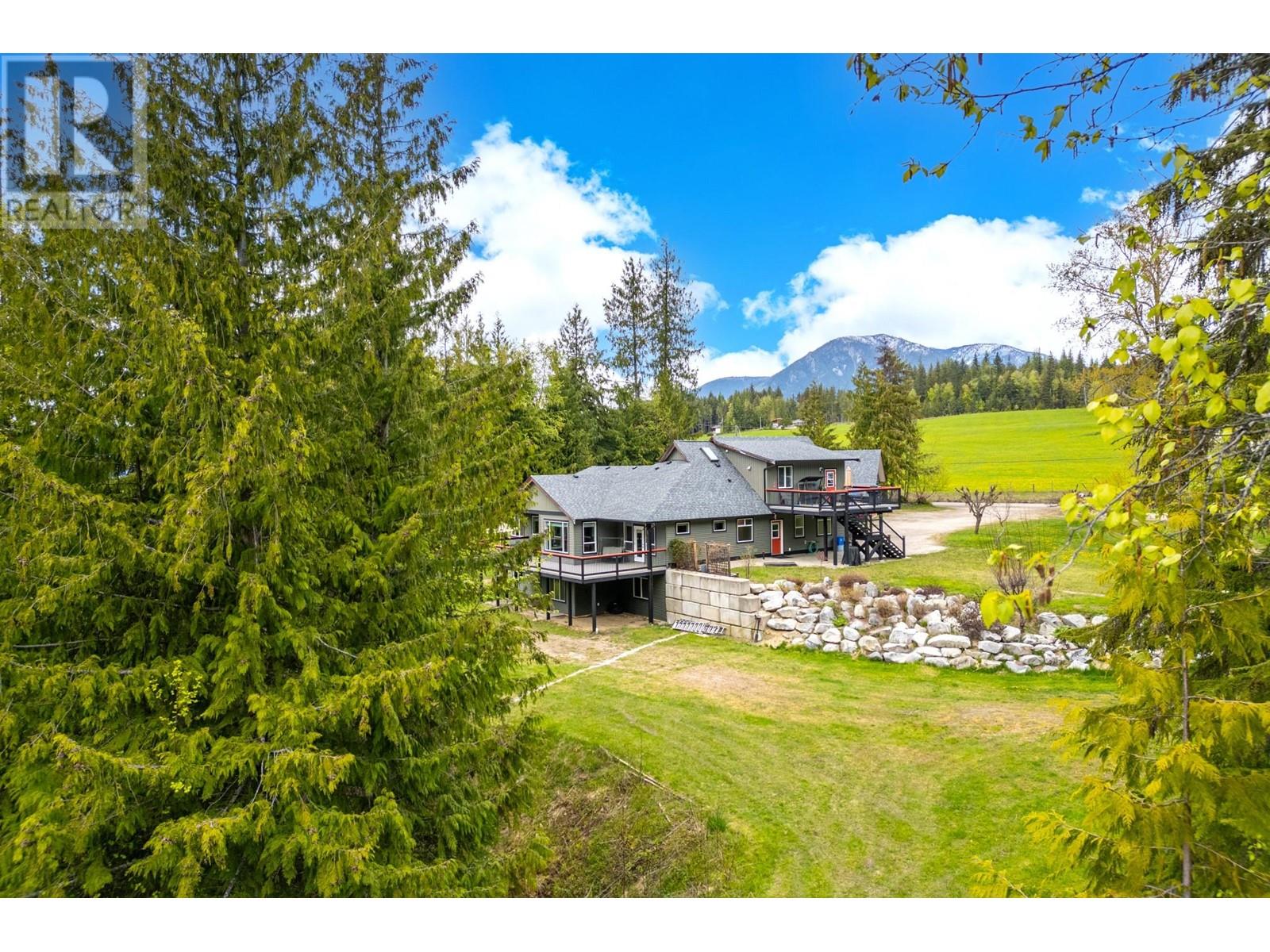 Photo 34 of 787 Crescent Bay Road Lot 133, Nakusp BC