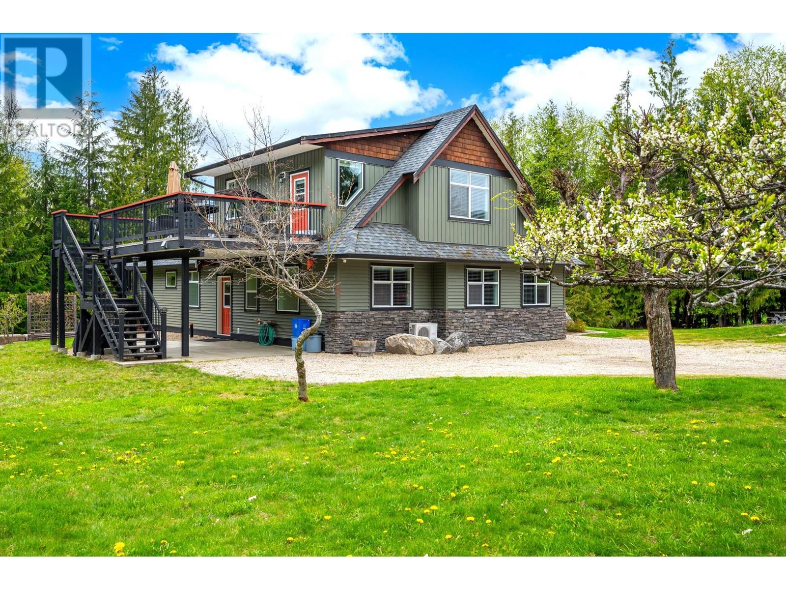Photo 39 of 787 Crescent Bay Road Lot 133, Nakusp BC