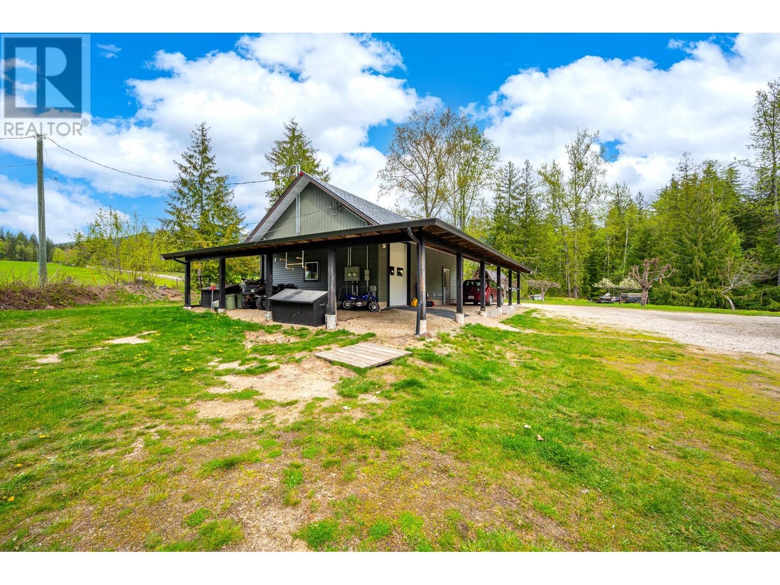 Photo 12 of 787 Crescent Bay Road Lot 133, Nakusp BC
