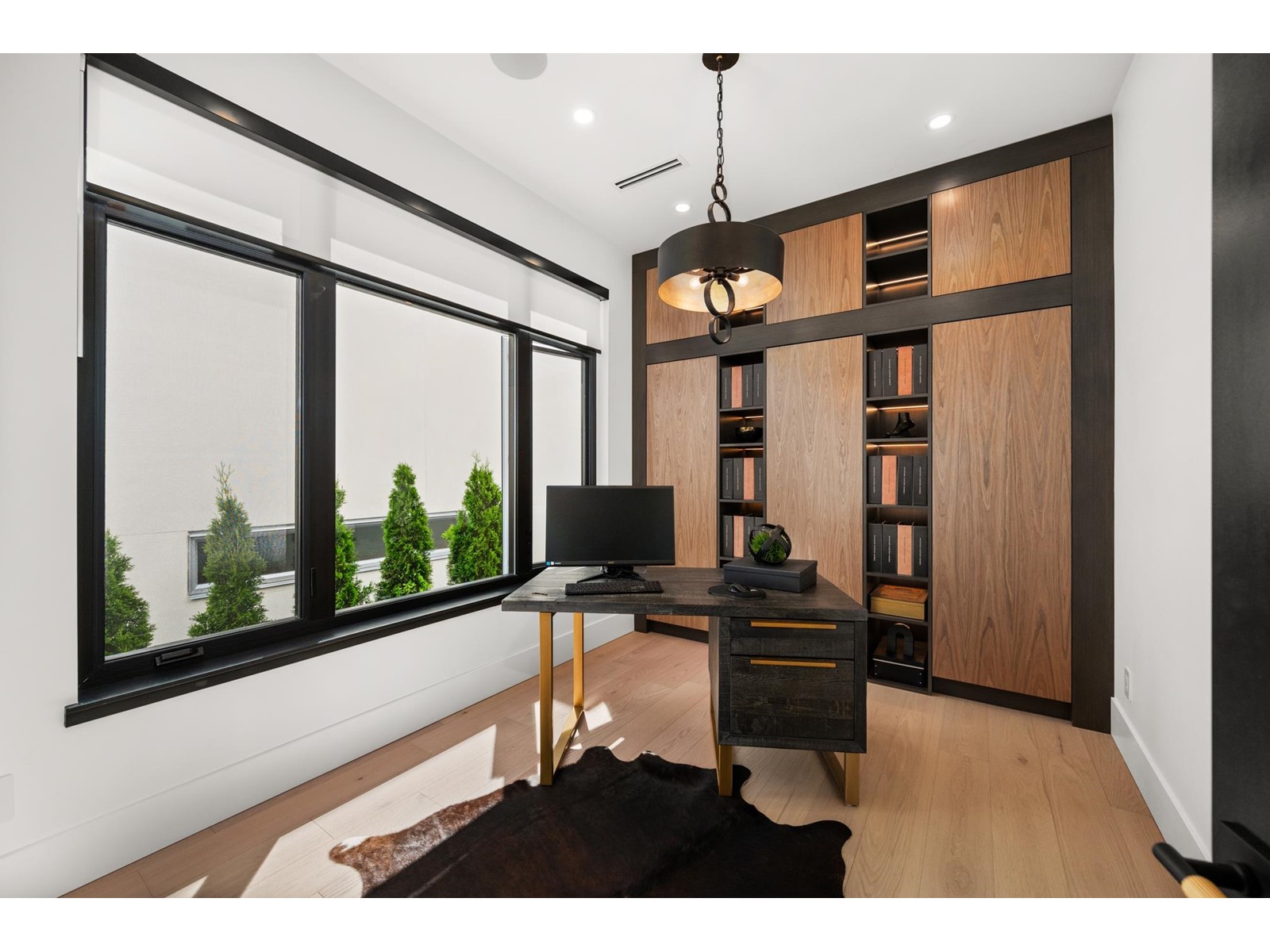 1255 KENT STREET, White Rock real estate listing R2979807