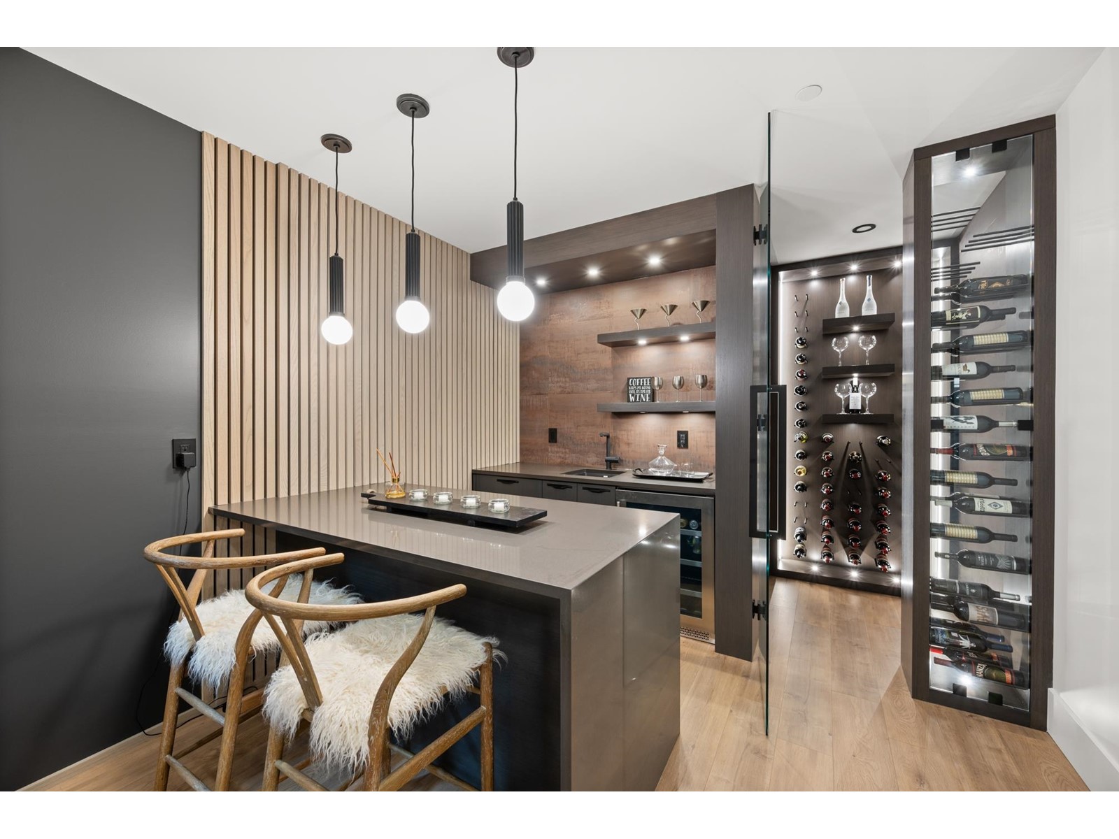 1255 KENT STREET, White Rock real estate listing R2979807