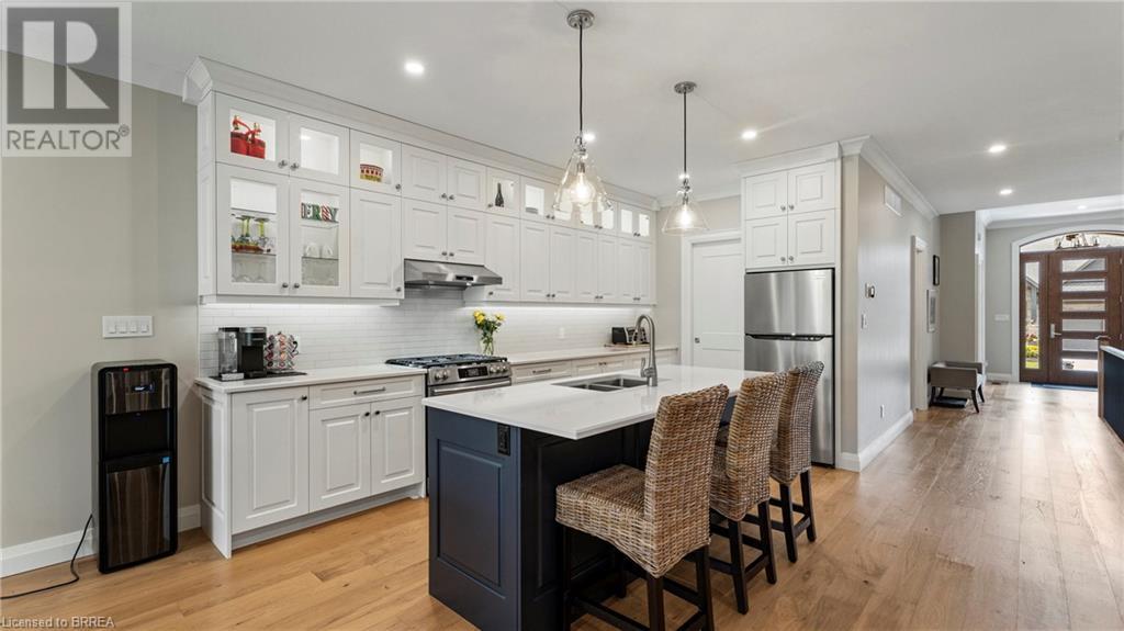 Photo 11 of 52 Beechnut Lane, Port Dover ON