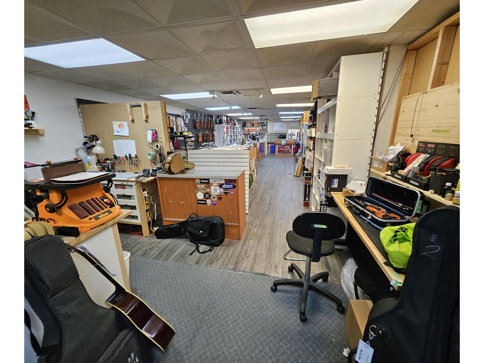 1335 JOHNSTON ROAD, White Rock