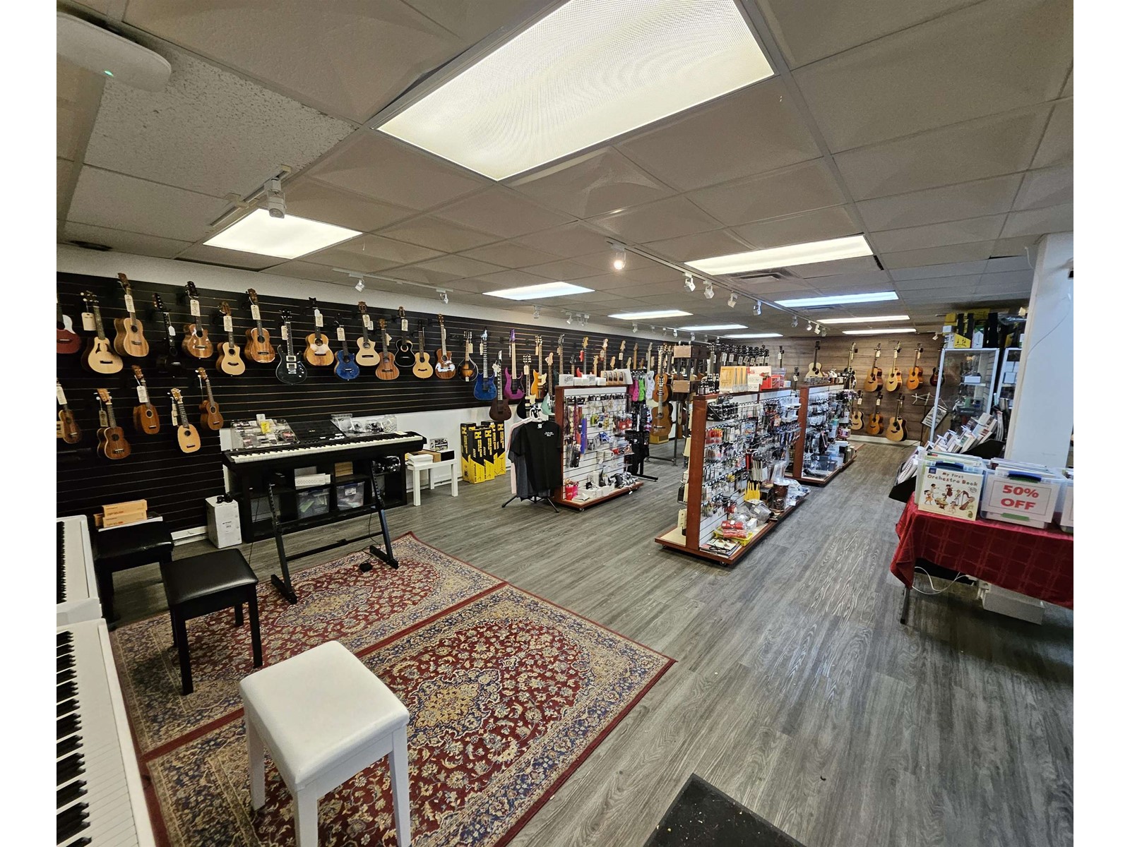 1335 JOHNSTON ROAD, White Rock