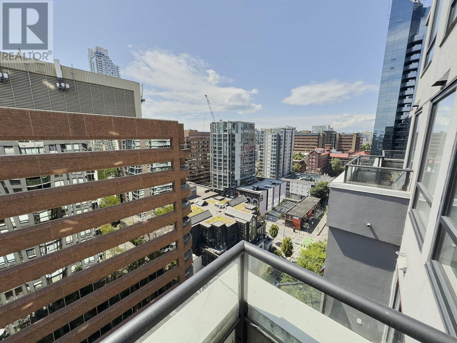 1801 811 HELMCKEN STREET, Vancouver real estate listing R3005194