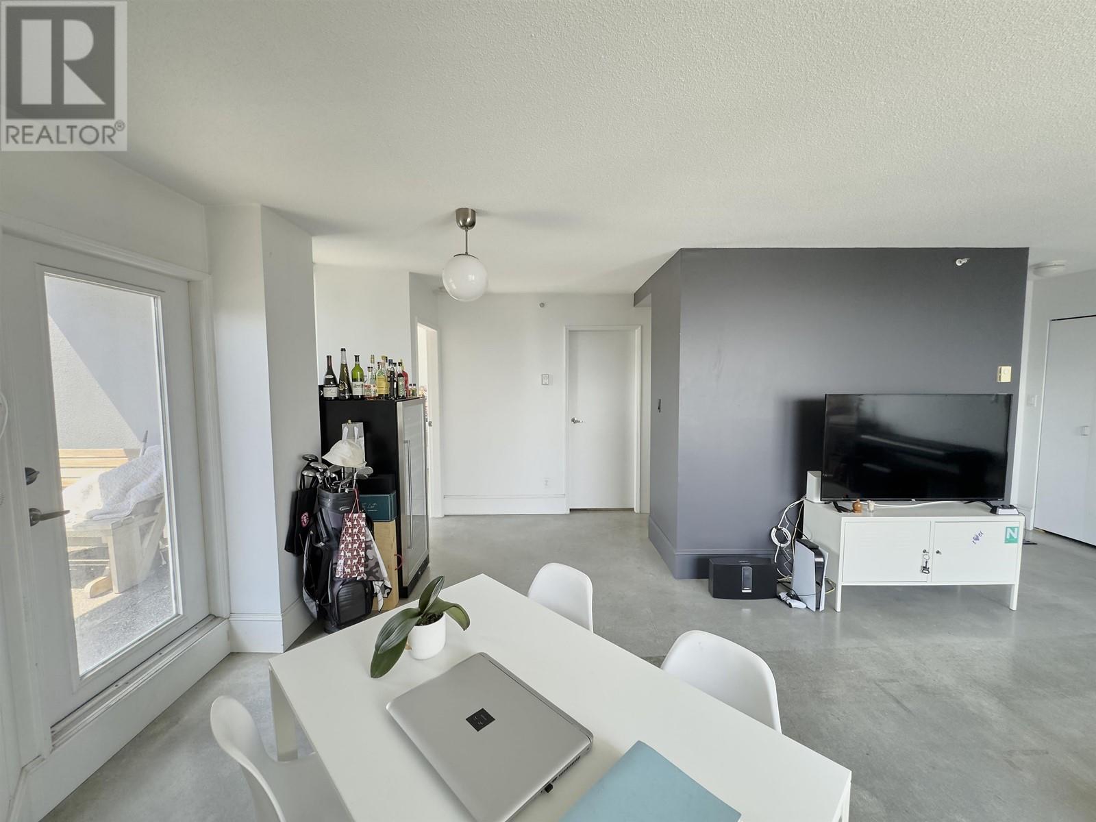 1801 811 HELMCKEN STREET, Vancouver real estate listing R3005194