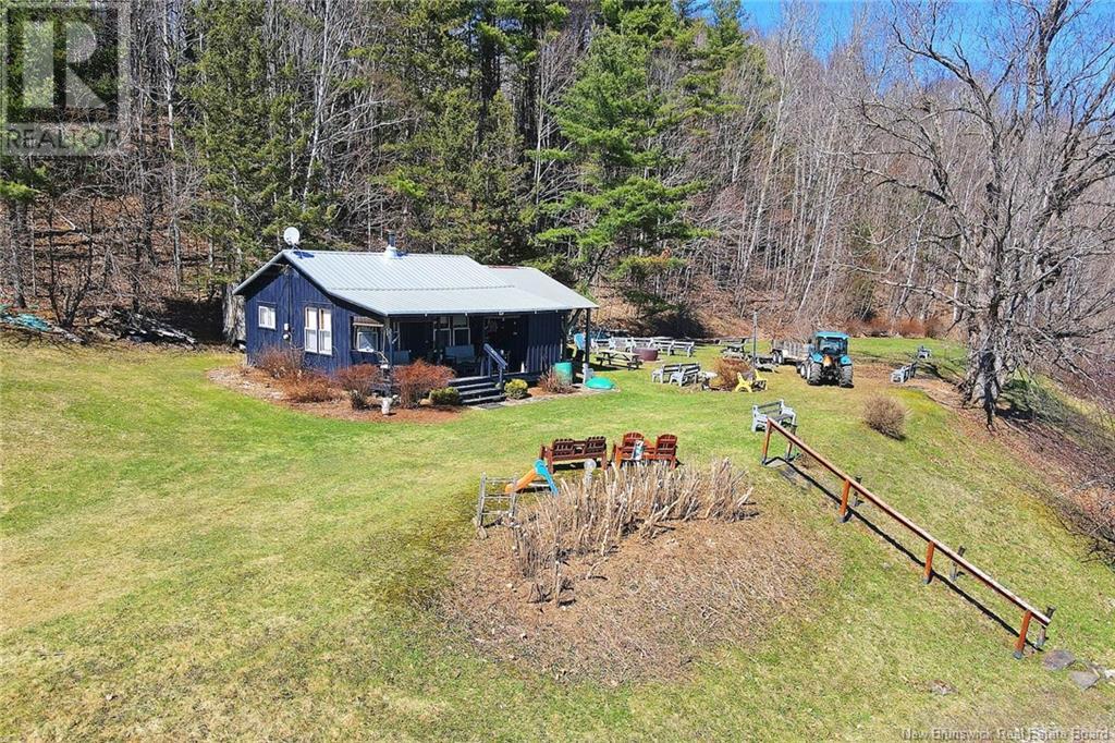 51 Meadow St S Street - 3
