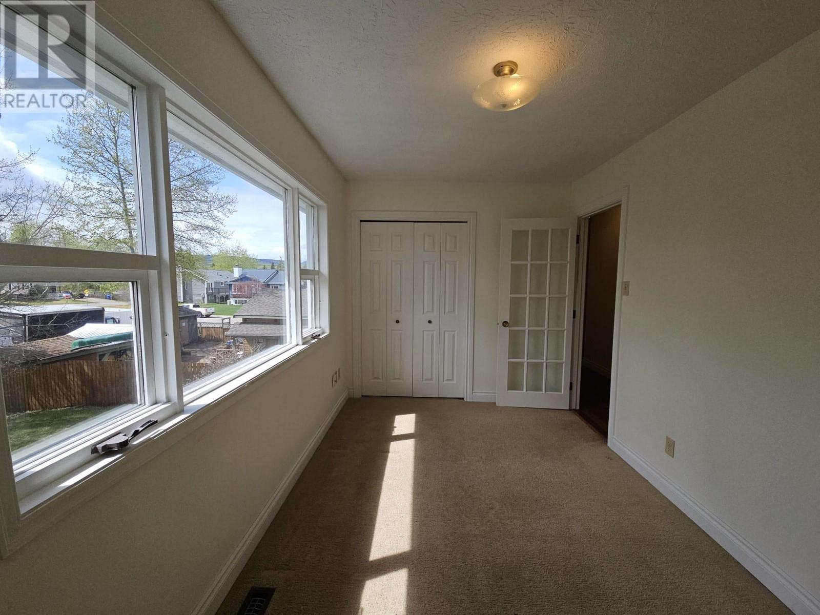 128 Chamberlain Crescent, Tumbler Ridge