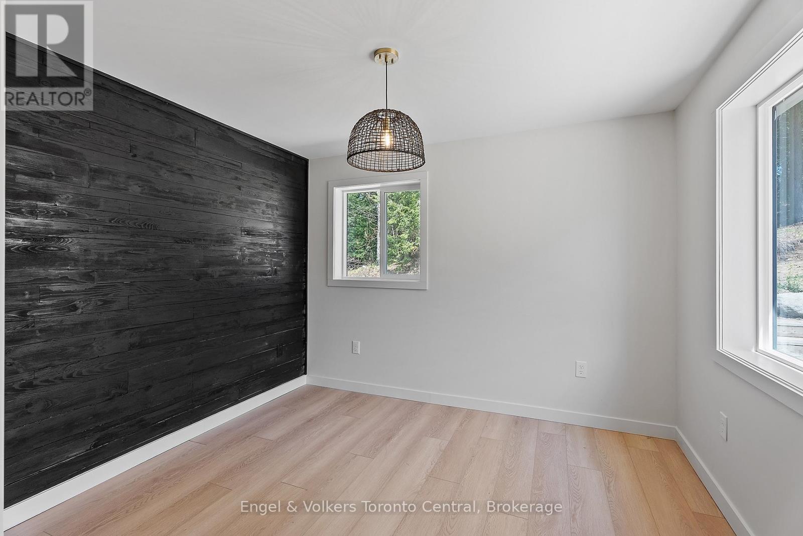 Photo 43 of 1457 Lake Joseph Road, Seguin ON