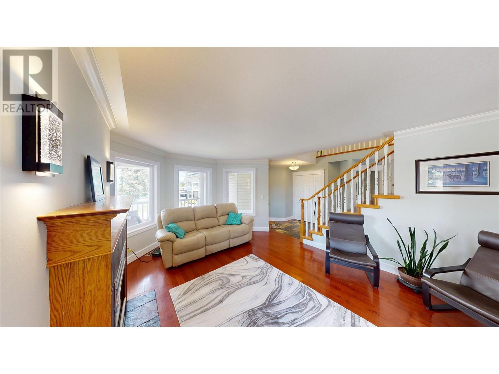 3001 Mt. Fisher Drive, Cranbrook