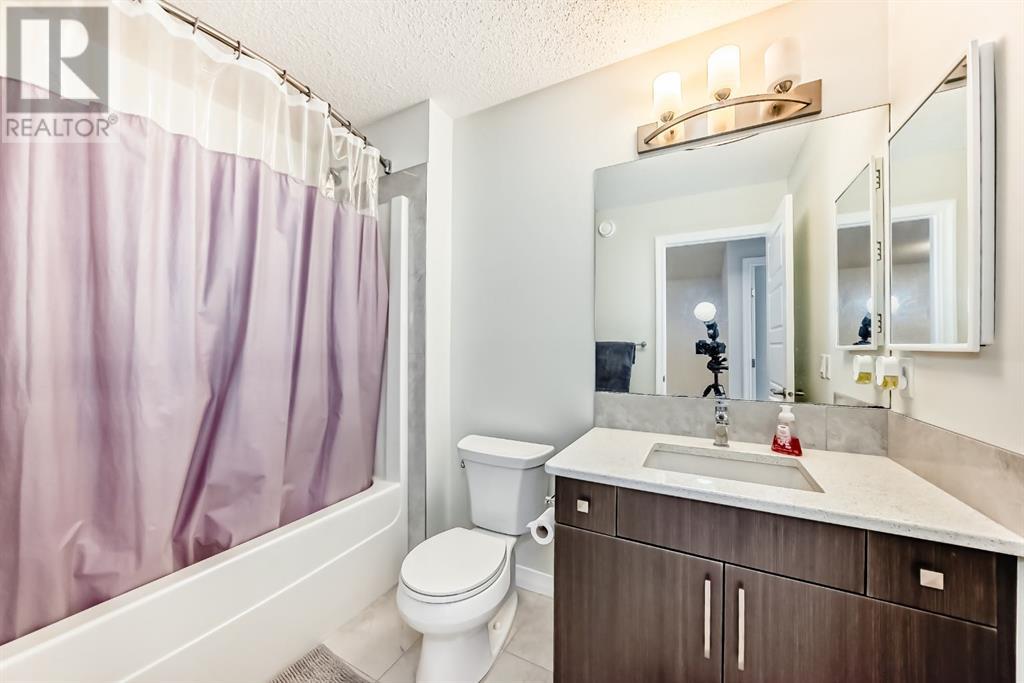 Single Family House for Sale in  Evanscrest Way NW Evanston Calgary 