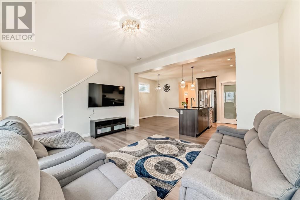 Single Family House for Sale in  Evanscrest Way NW Evanston Calgary 