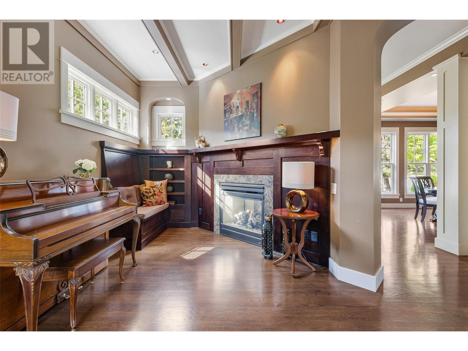 965 Westpoint Drive, Kelowna