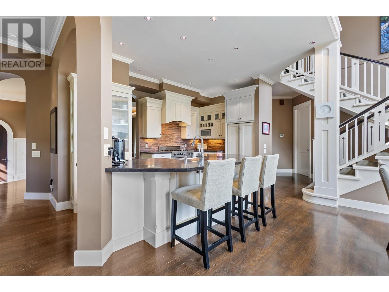 965 Westpoint Drive, Kelowna