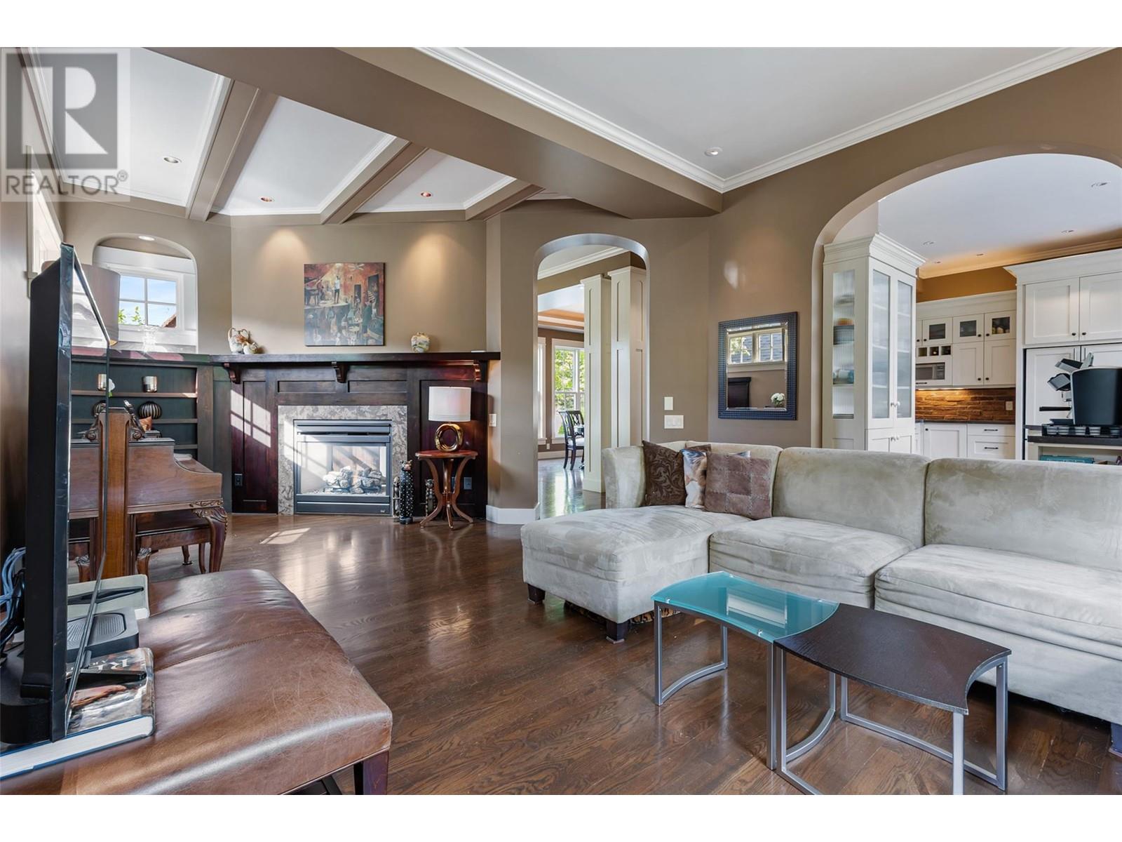 965 Westpoint Drive, Kelowna
